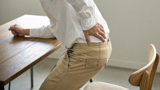 腰が痛い人でもダイエットはできる！慢性腰痛の方のための辛くない減量とセルフケア